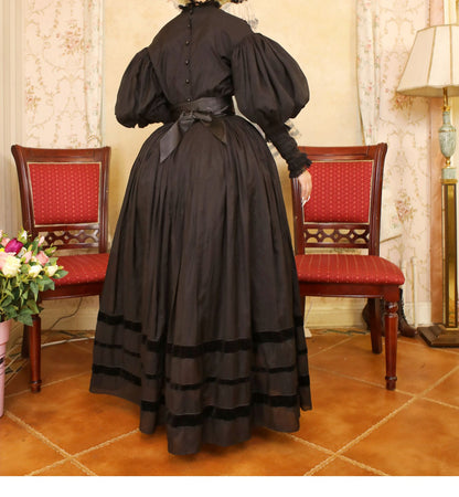 Lace Garden - Cool Summer - Vintage Lolita Victorian Shirt