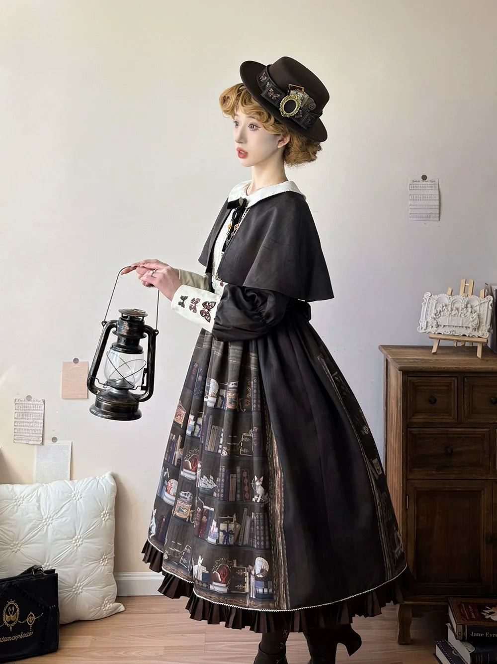 Miss Point - German Bookshelf - Classic Lolita OP Dress & Detachble Cape