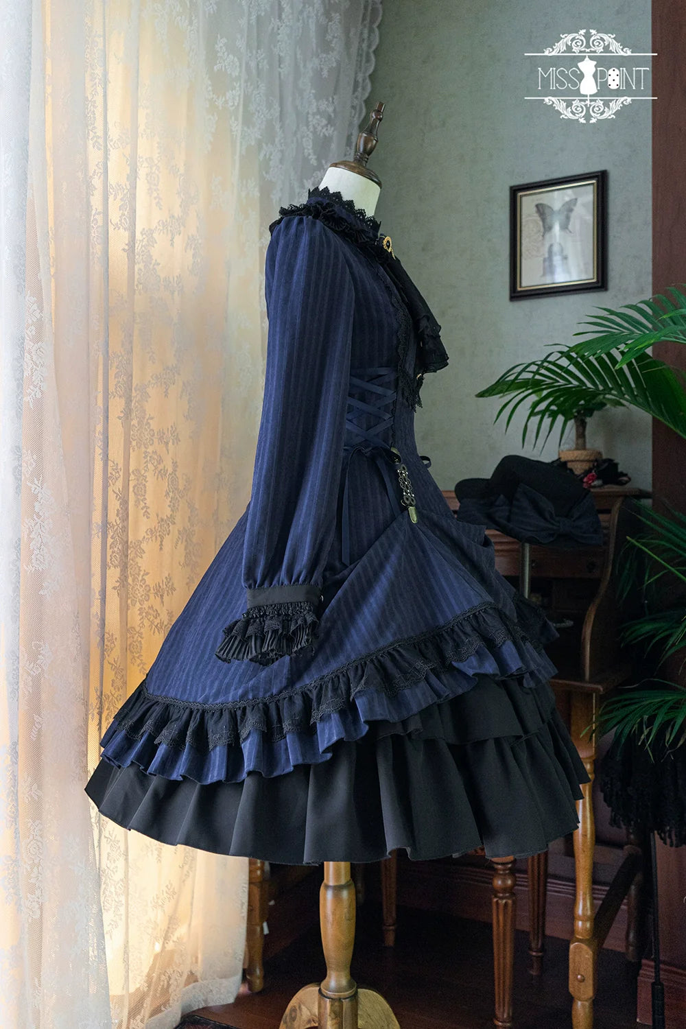 Miss Point - Perintz Manor - Gothic Lolita OP Long Sleeve Retro Lolita Dress