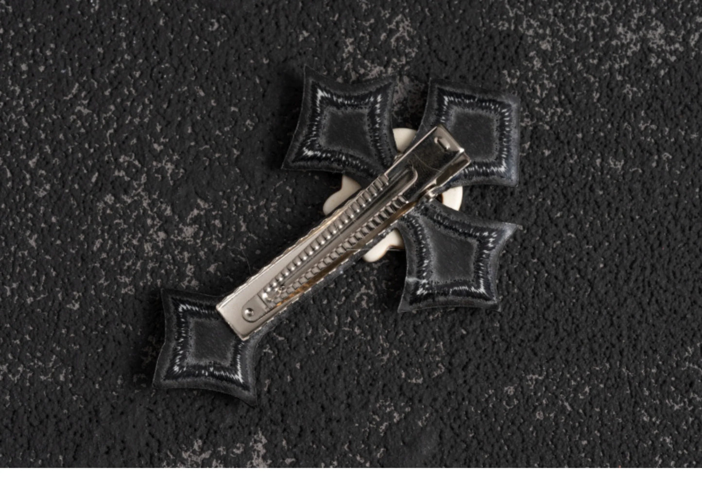 Strange Sugar - Gothic Hair Accessories Set Skulls Sharks Lolita Clips Headbands