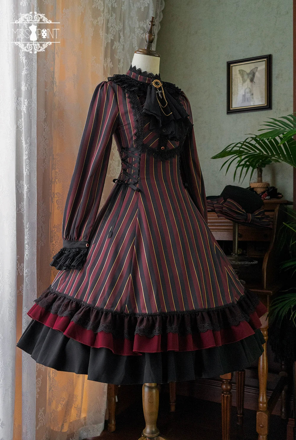 Miss Point - Perintz Manor - Gothic Lolita OP Long Sleeve Retro Lolita Dress