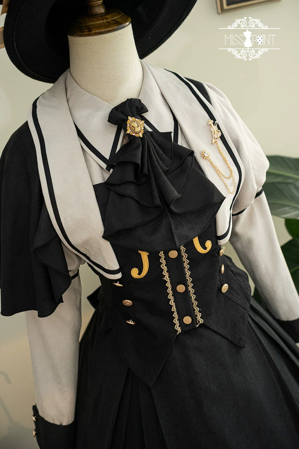 Miss Point - Elegant Lolita Coat - Golden Movement Customized Short Coat