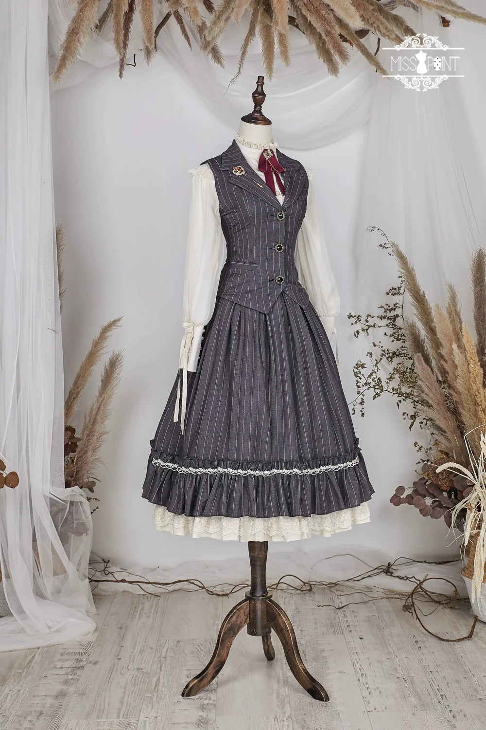 Miss Point - Rose Doll - Elegant Lolita Striped Fishbone Skirt