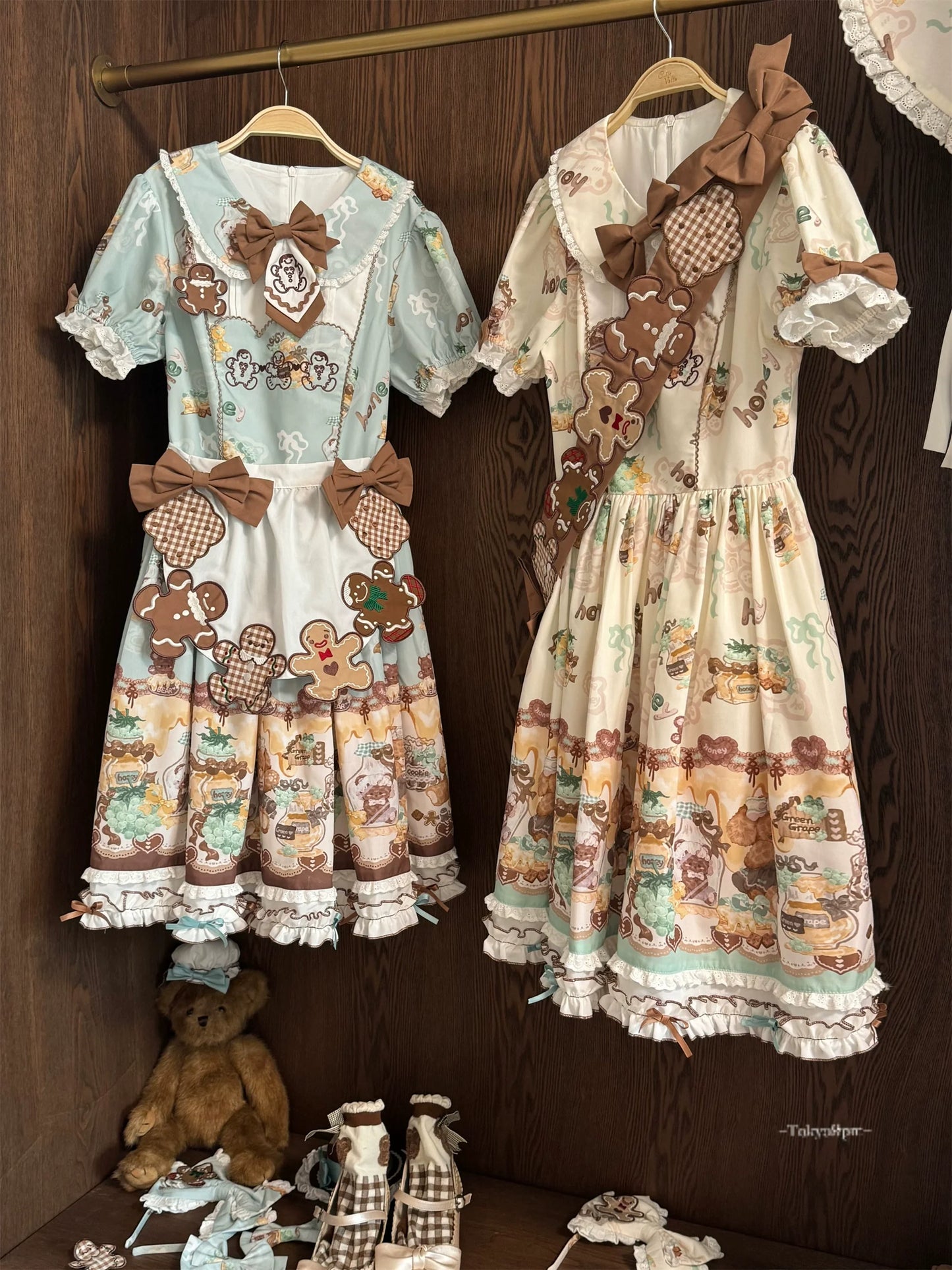 Babyblue - Little Bear Honey Jar - Kawaii Lolita Short Sleeve OP Gingerbread Man Embroidered Dress