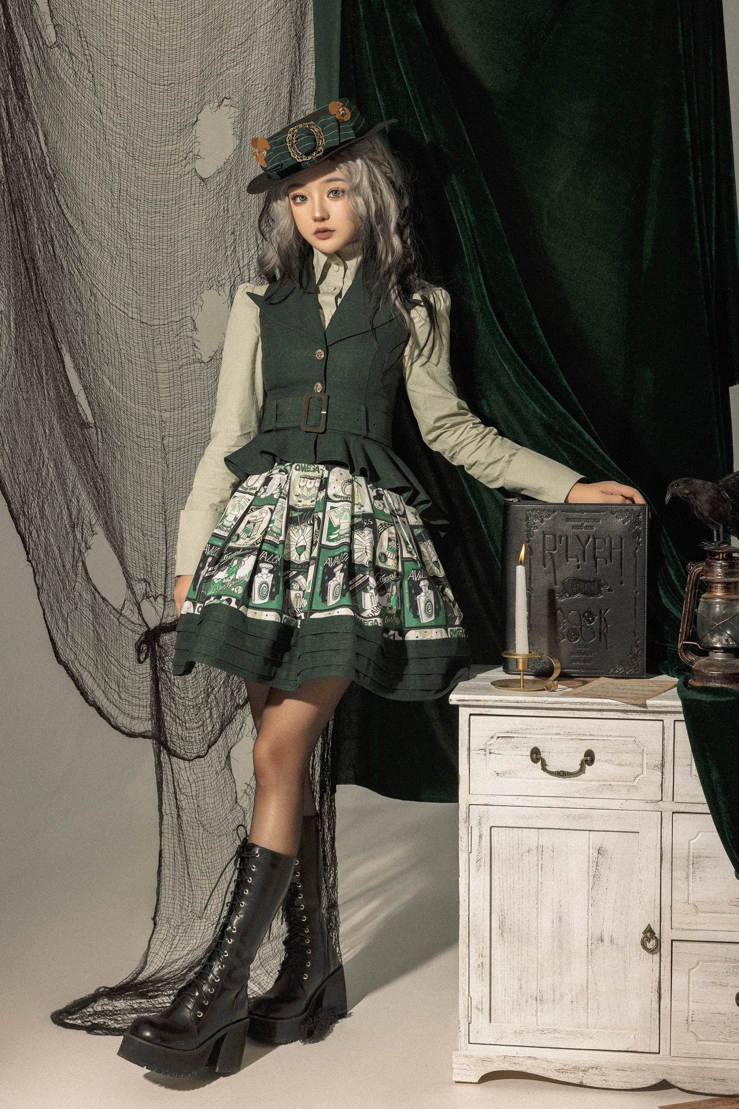 Frogic Studio - Magic Pharmacy - Vintage Lolita Vest Retro High-Waisted Lolita Vest