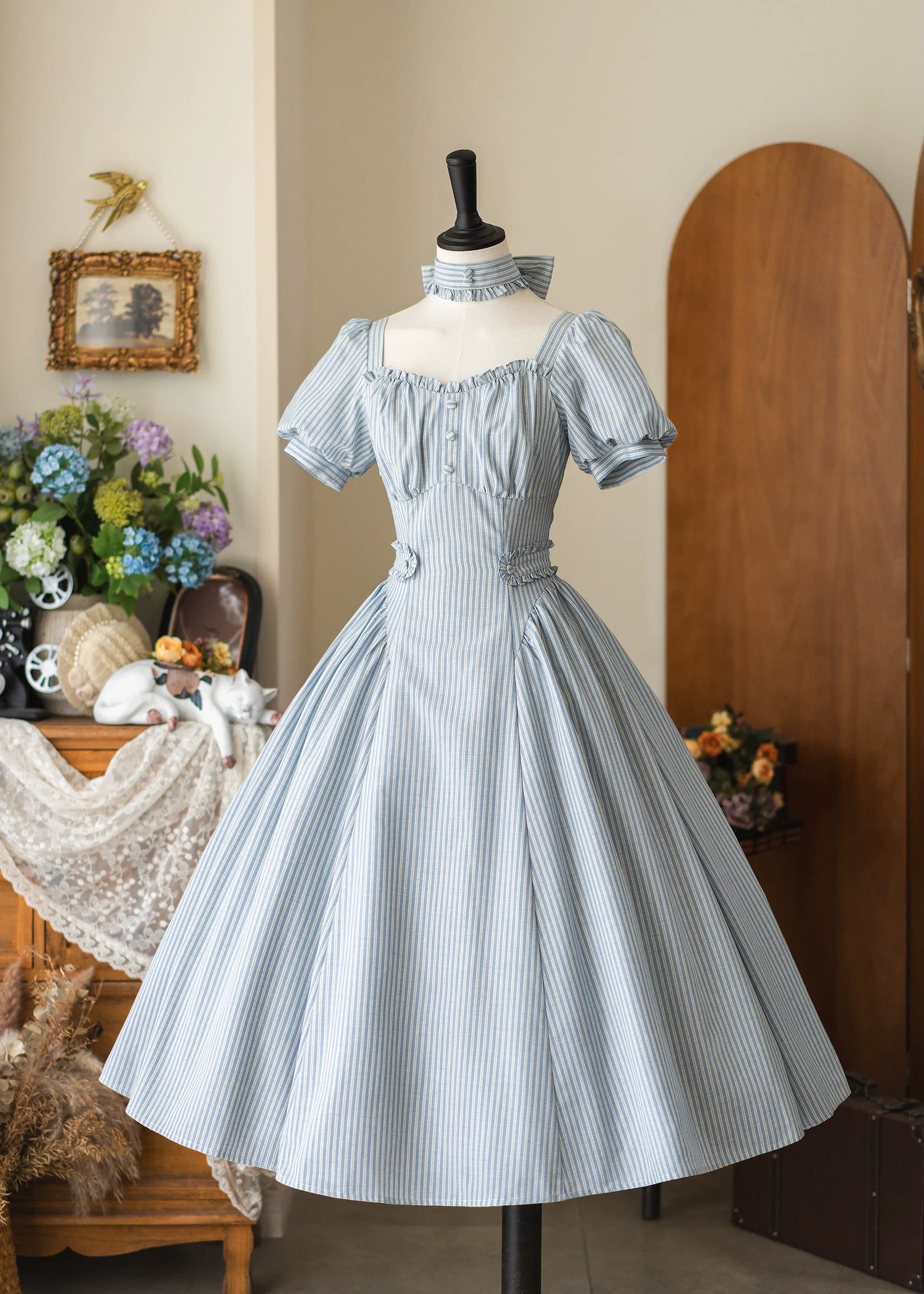 Forest Wardrobe - Chantilly Forest - Classic Lolita OP Dress With Square Neck & Underskirt