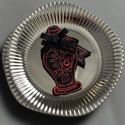 Alice Girl - Lolita Potion - Gothic Lolita Cuffs and Embroidered Badge