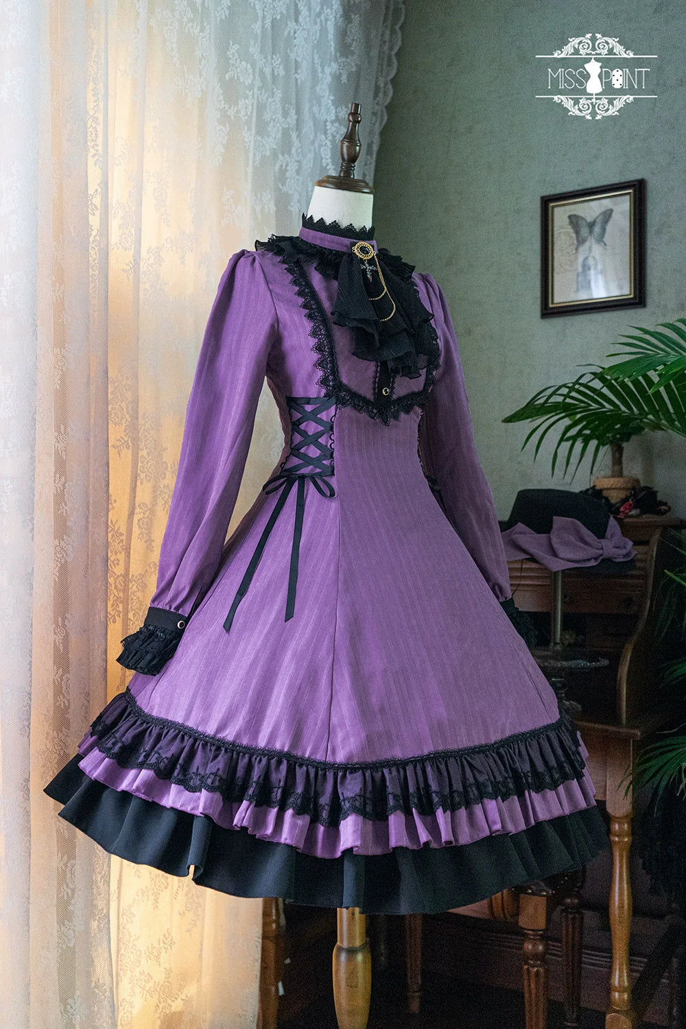 Miss Point - Perintz Manor - Gothic Lolita OP Long Sleeve Retro Lolita Dress