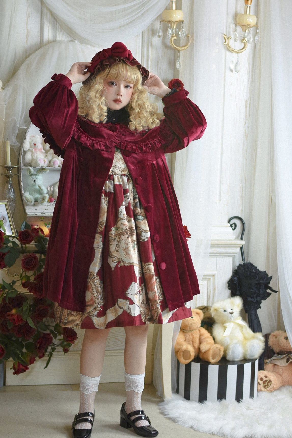 Dark Star Island - Winter Lolita Cape Velvet Antique Lolita Coat