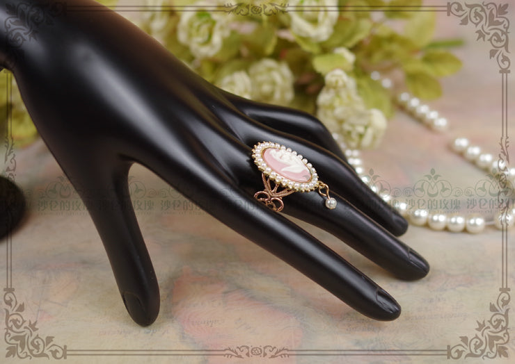 Rose of Sharon - Cameo Lolita Pearl Rings 4 Colors
