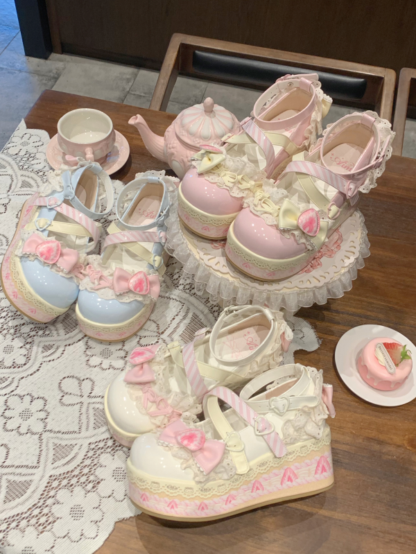 Aimee - Strawberry Limited - Sweet Lolita Platform Shoes Girlish Shoes