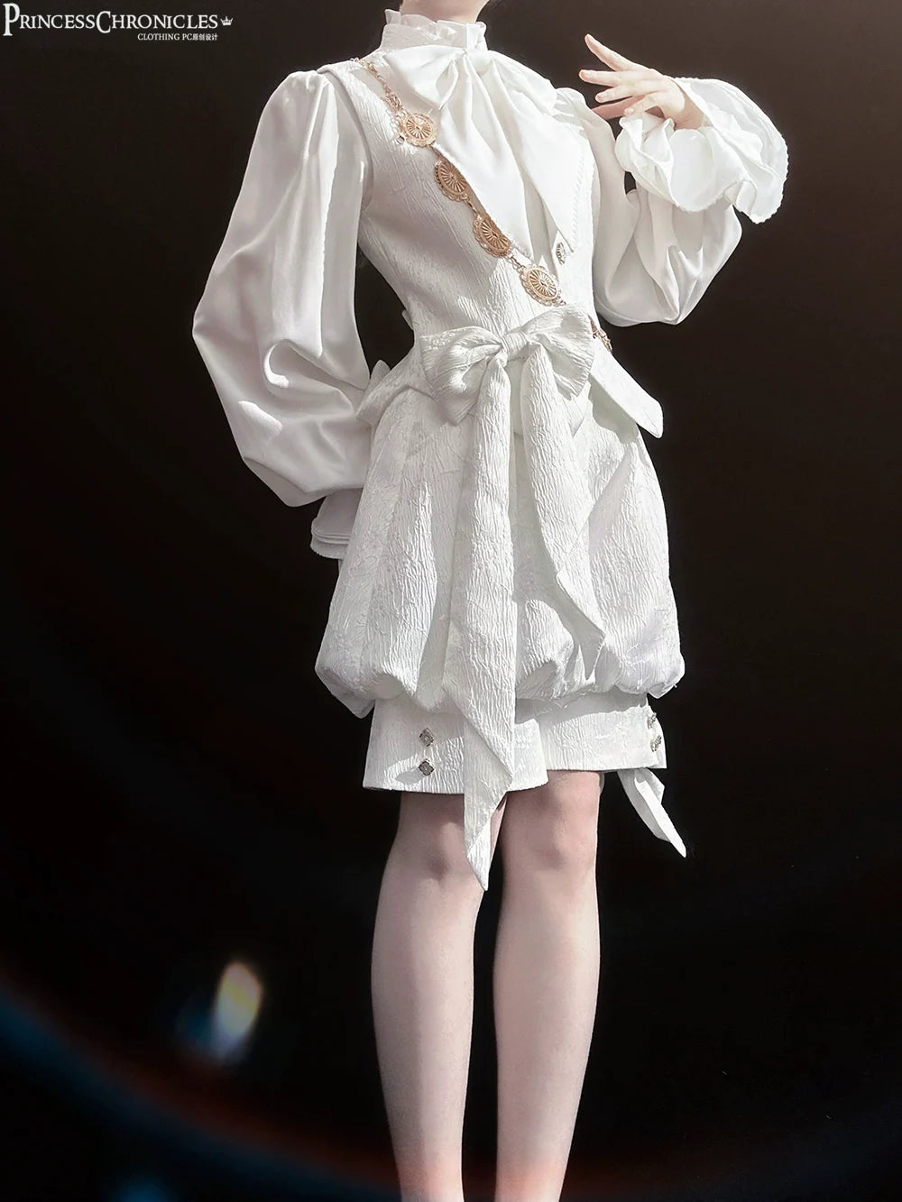 Princess Chronicles - Rabbit Hunting White Moonlight - Retro Ouji Lolita White Vest