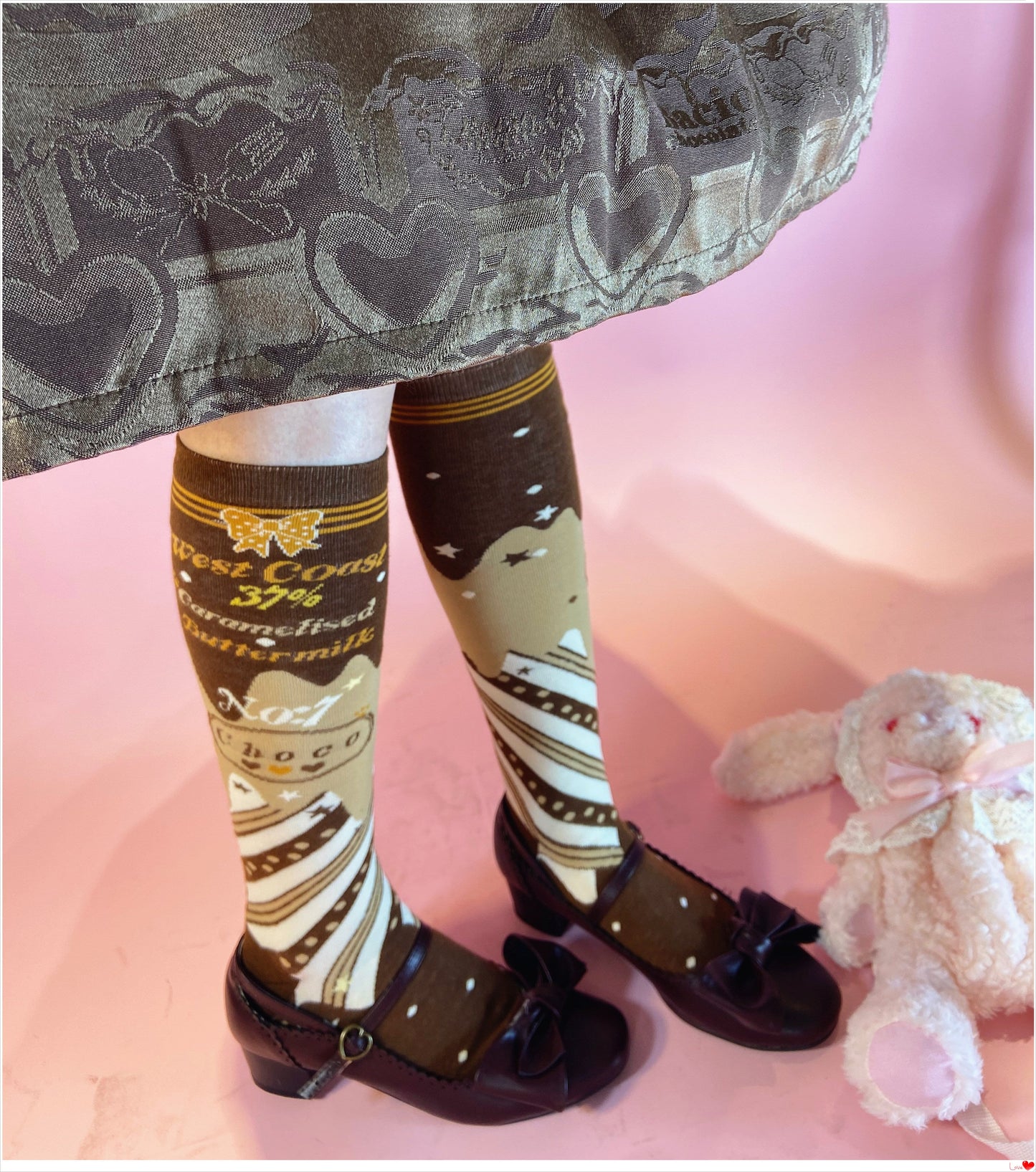 Yukines Box - Kawaii Lolita Chocolate Color Cotton Socks