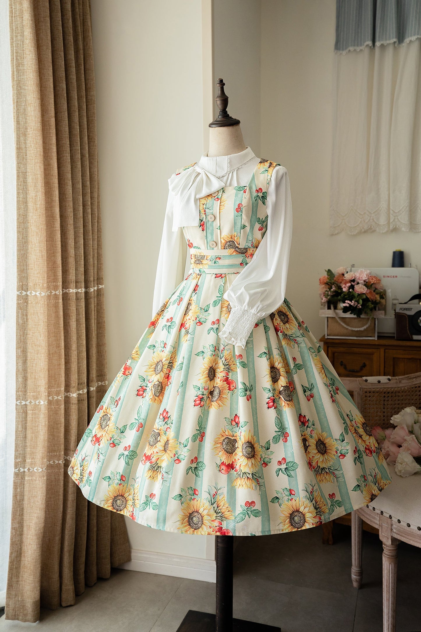Forest Wardrobe - Basket of the Forest 2.0 - Flower Classic Dress