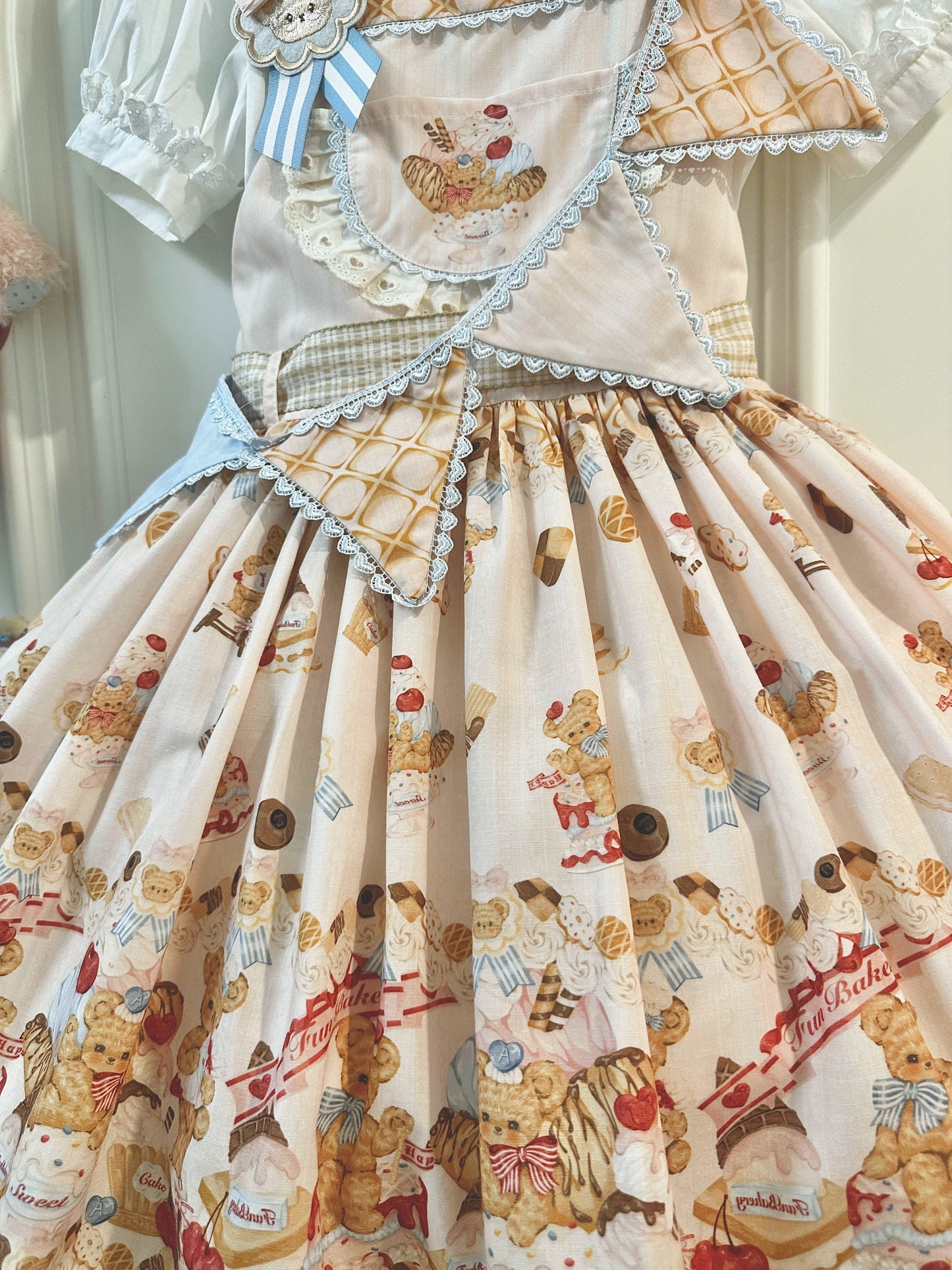 White Tea Story - Little Bear Bonny - Kawaii Lolita Salopette, Bear & Dessert Print