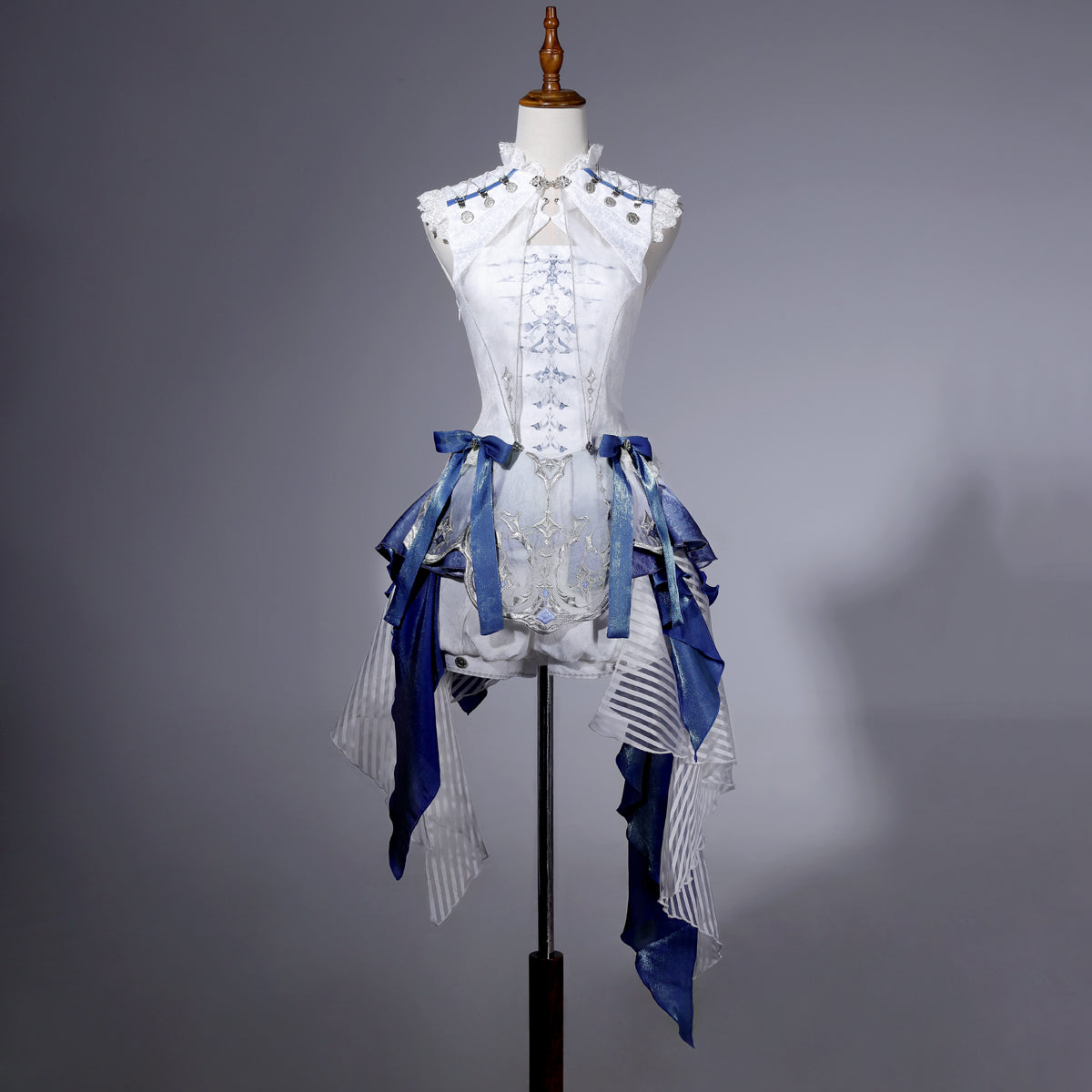 Designer's Gift - Blue Dragon Bone - Ouji Lolita Shorts Suit with Embroidery and Trailing