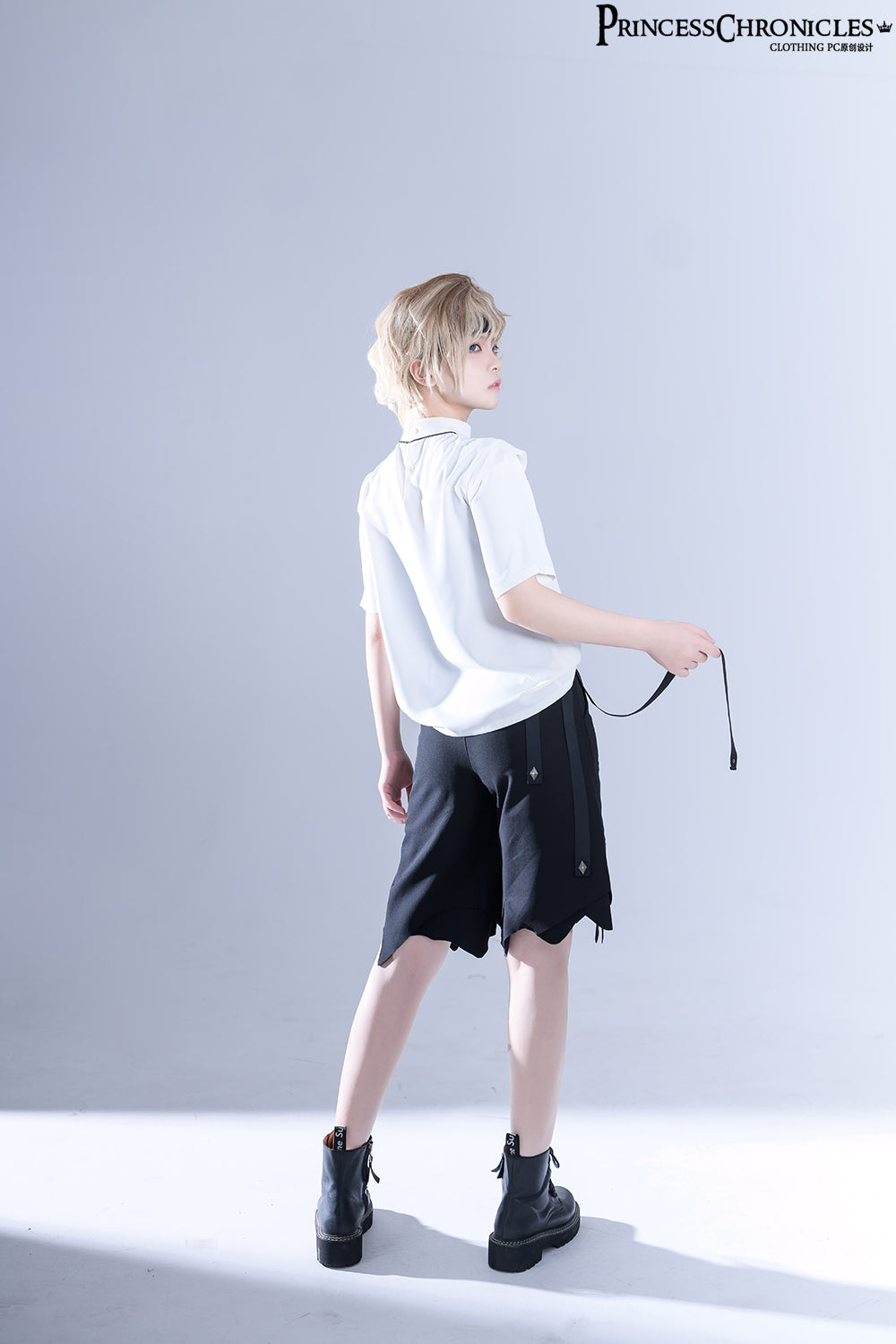 Princess Chronicles - Embroidered White Ouji Lolita Shirt