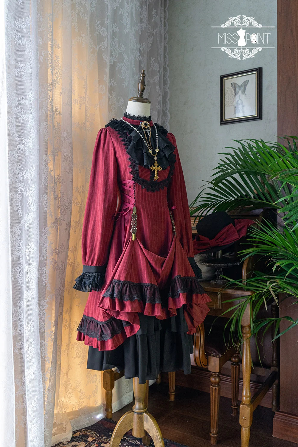 Miss Point - Perintz Manor - Gothic Lolita OP Long Sleeve Retro Lolita Dress