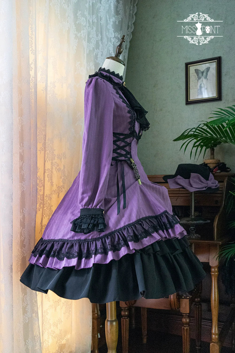 Miss Point - Perintz Manor - Gothic Lolita OP Long Sleeve Retro Lolita Dress