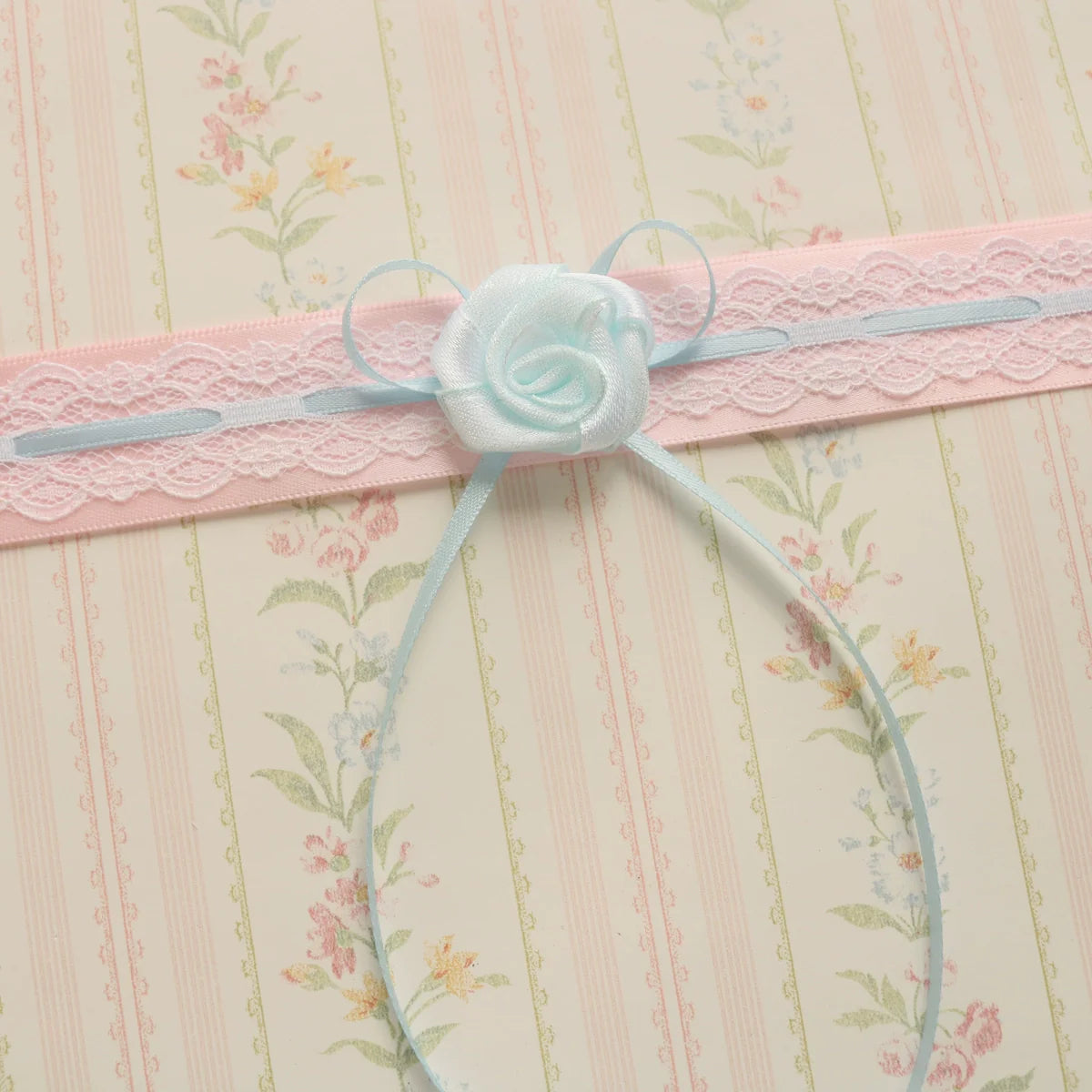 Creamy Bubbles - Sweet Lolita Choker Vintage Lace Rose Handmade Necklace