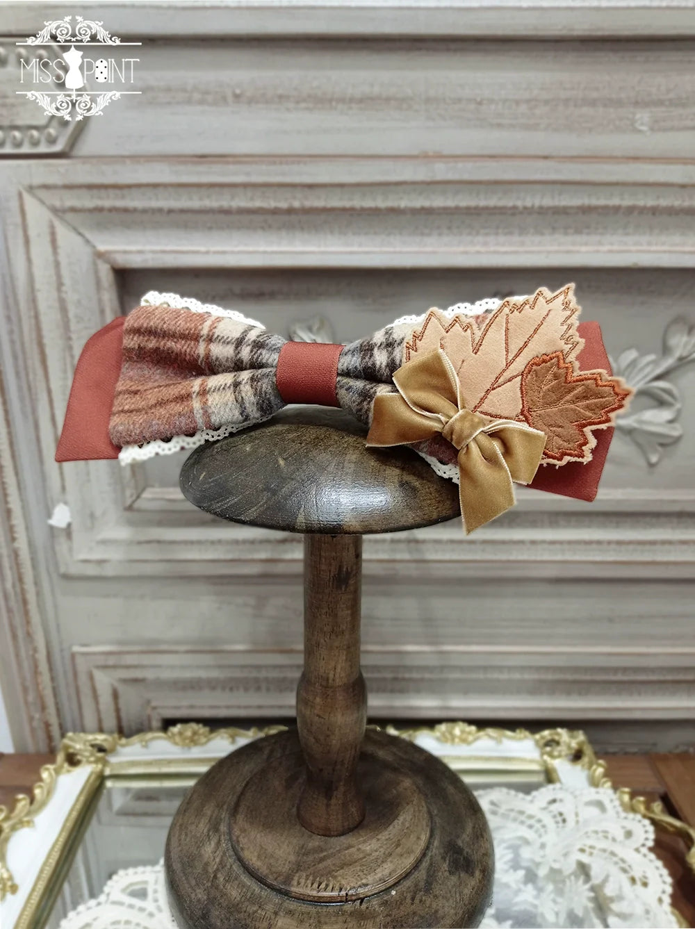 Miss Point - Chuby Box in the Forest - Elegant Lolita Necklace Brooch KC Beret Accessories