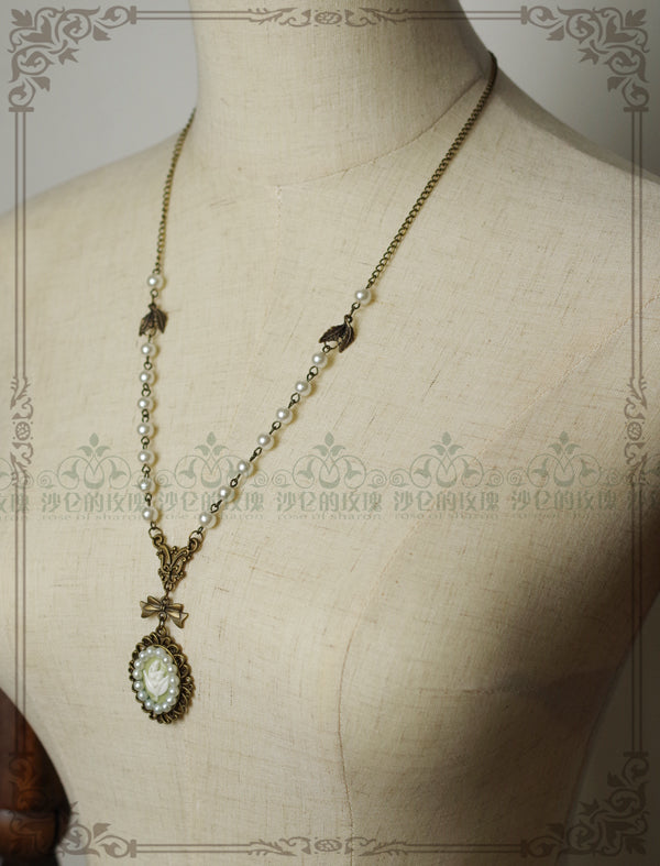 Rose of Sharon - Cameo Lolita Necklace and Ring