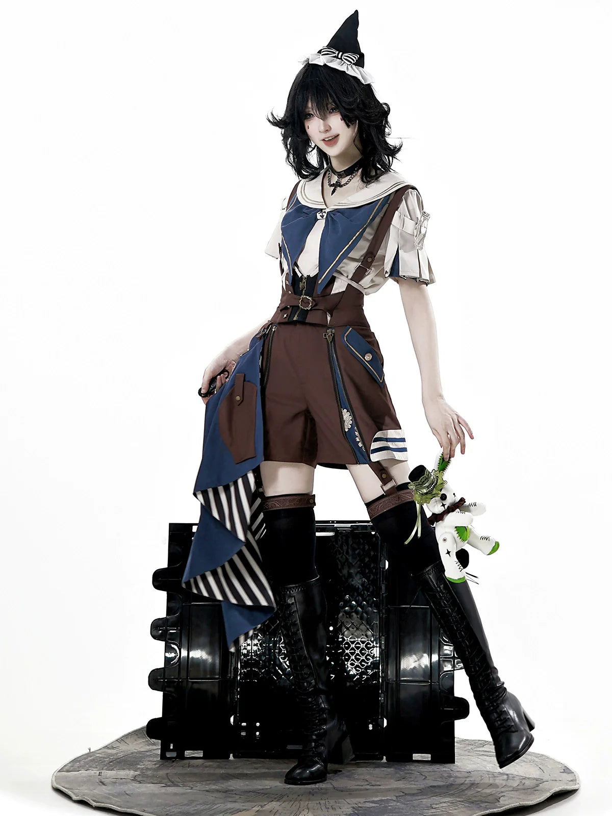 Designer's Gift - Voyager's Daily - Ouji Lolita Suspender Shorts Set with Shirt & Trailing