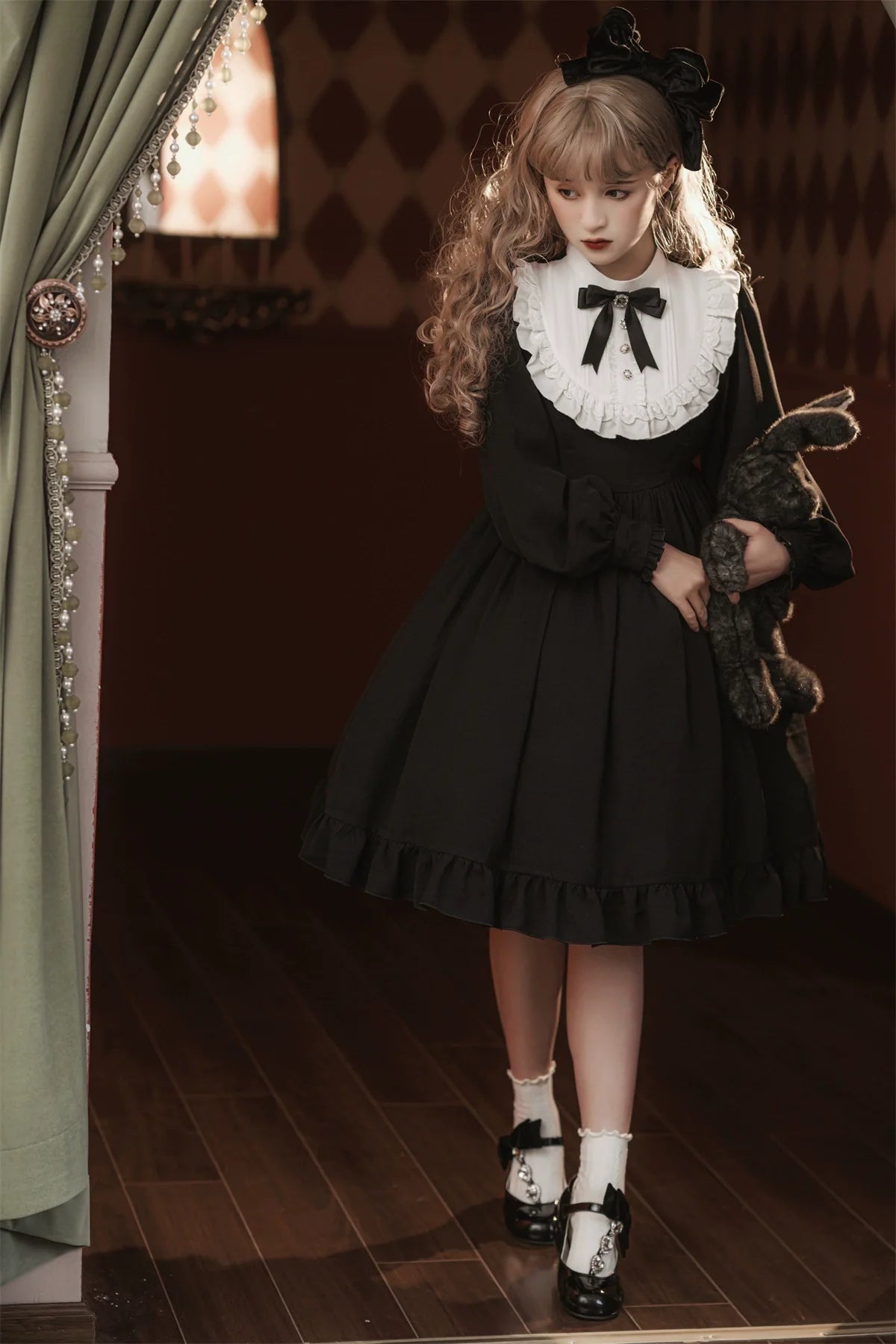 Sweet Date - Gothic Lolita Dress Black Nun OP for Halloween