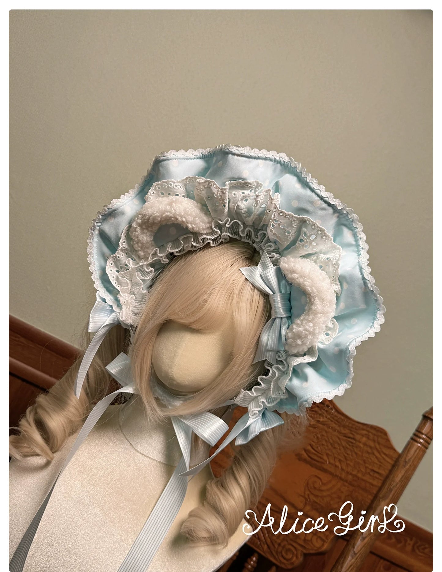 Alice Girl - Old School Polka Dots - Sweet Lolita BNT & Detachable Sleeves