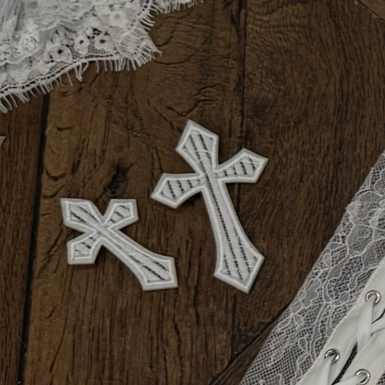 Susin Lolita - Striped Cross - Gothic Coordinated Lolita Set, Adjustable Blouse & Skirt