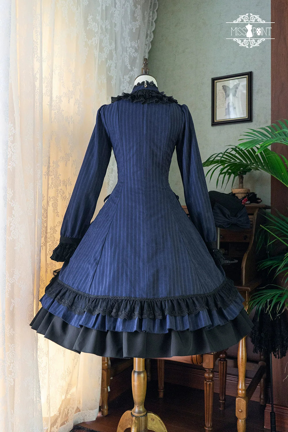 Miss Point - Perintz Manor - Gothic Lolita OP Long Sleeve Retro Lolita Dress