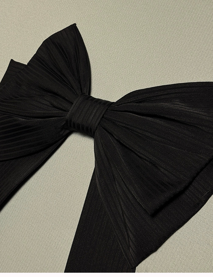 Alice Girl - Arrogant Miss - Sweet Lolita Trailing Large Bow with Long Ribbons