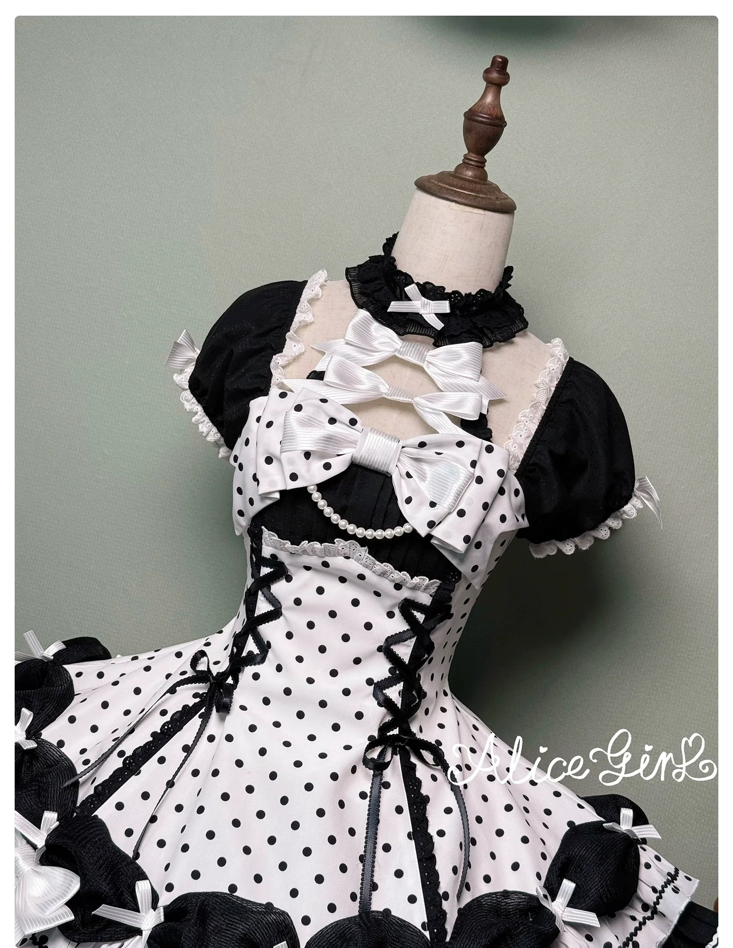 Alice Girl - Old School Polka Dots - Halter Neck Sweet Lolita OP Dress