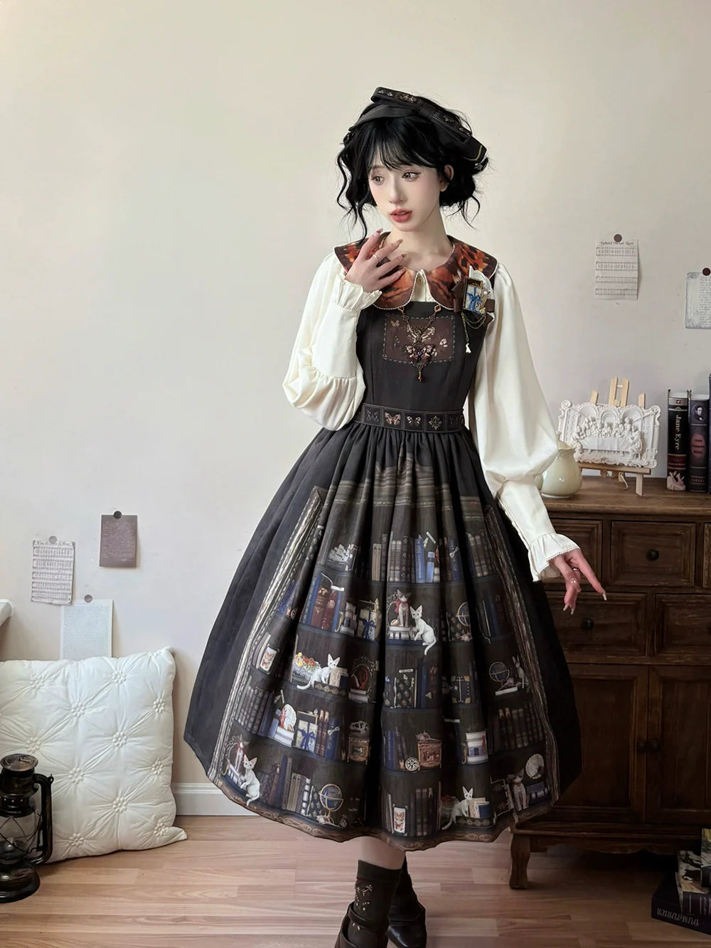 Miss Point - German Bookshelf - Classic Lolita Printed JSK Dress