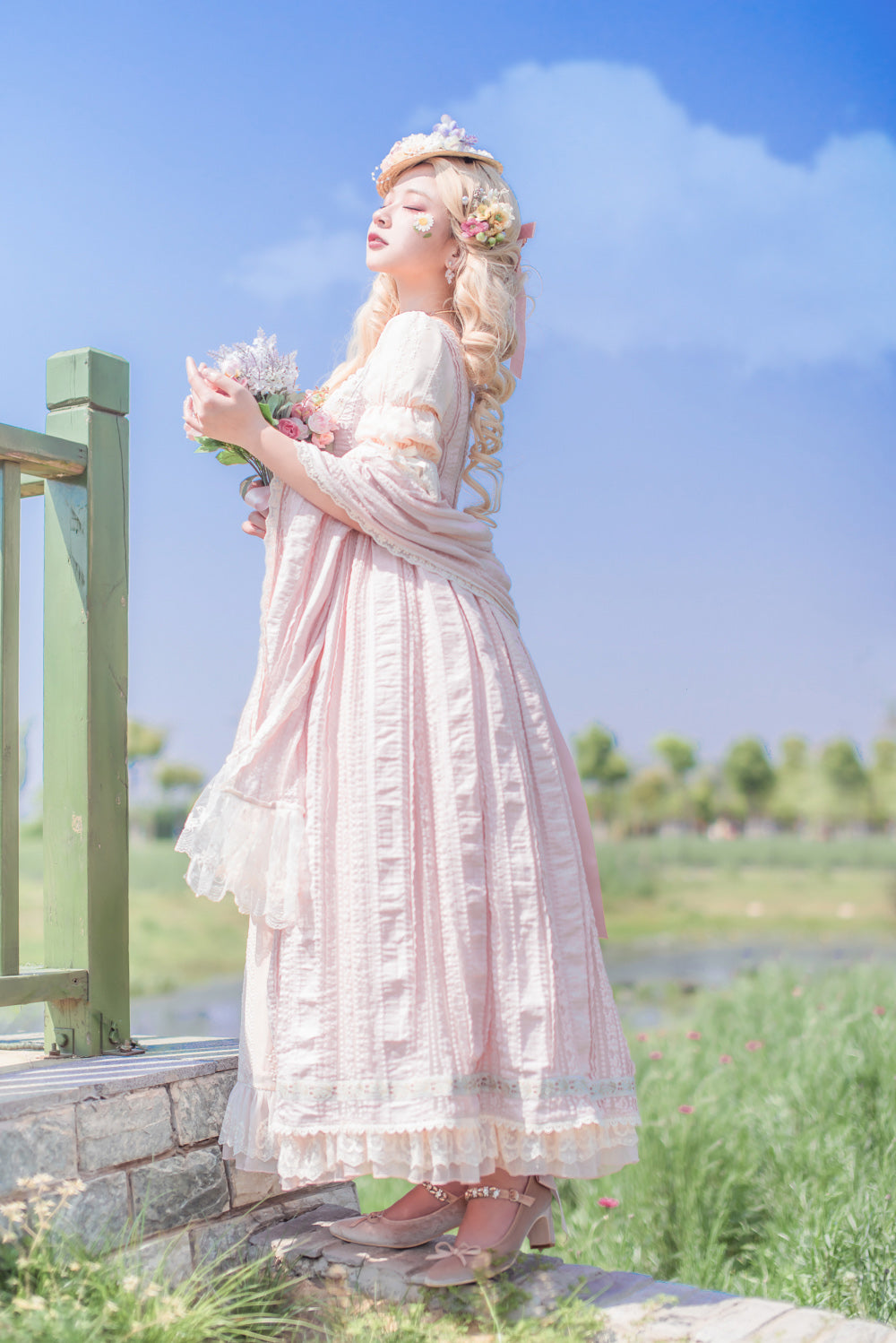Miss Point - The Sally Gardens - Elegant Lolita Lotus Sleeves OP Dress