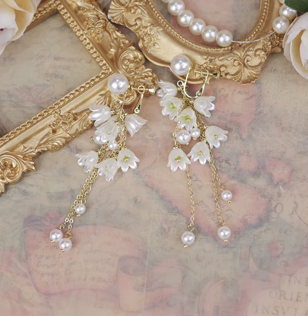 Rose of Sharon - Lily Miss - Elegant Lolita Pearl Necklace and Earrings Set