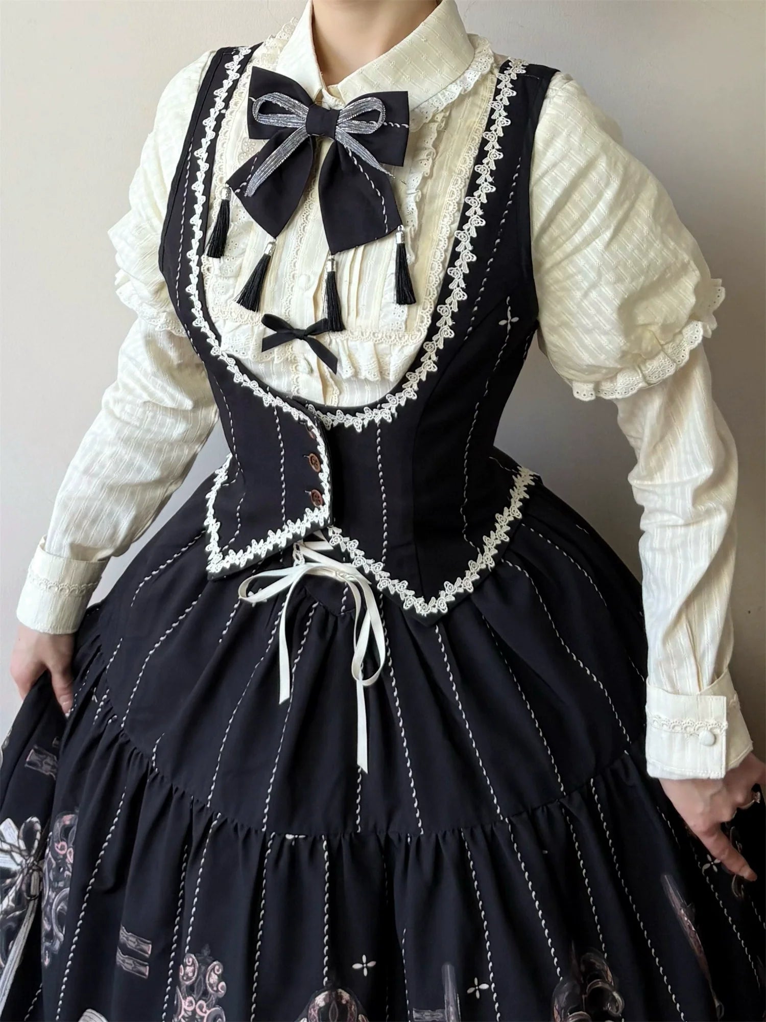 Uncle's Workshop - Secret Key - Classic Lolita Dress Suit, Key Print