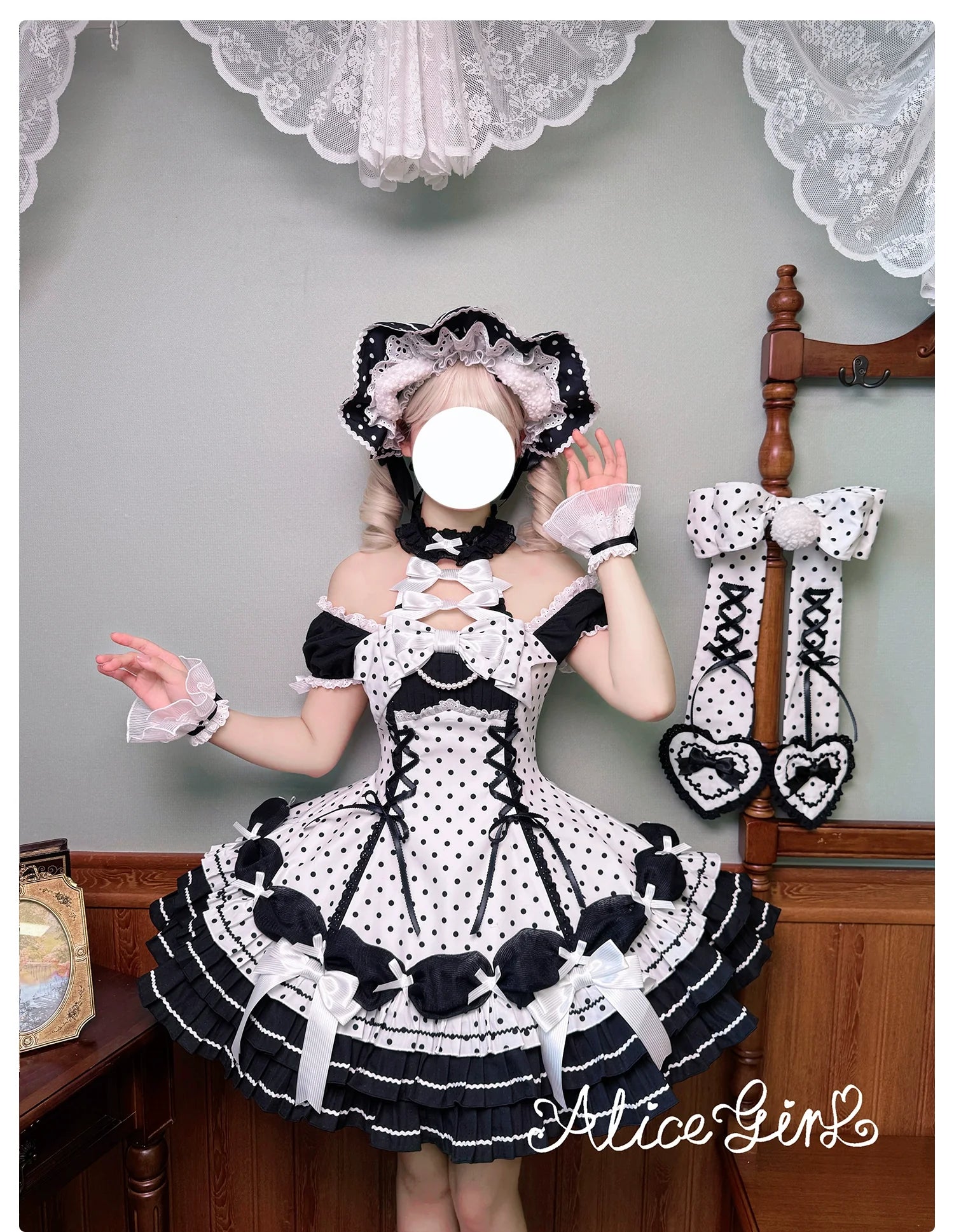 Alice Girl - Old School Polka Dots - Halter Neck Sweet Lolita OP Dress