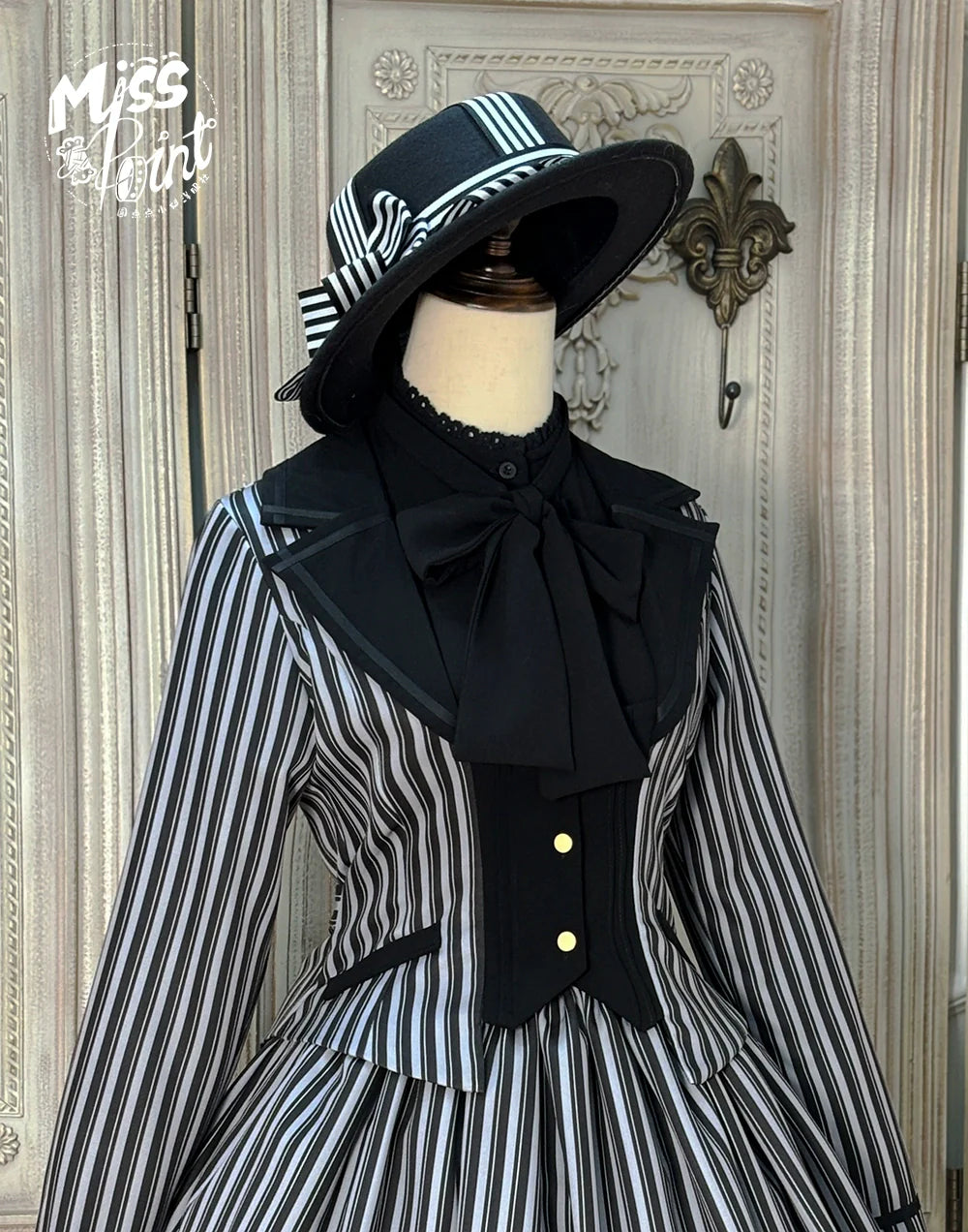 Miss Point - Classical Chocolate - Classic Lolita Jacket Elegant Striped Short Outwear