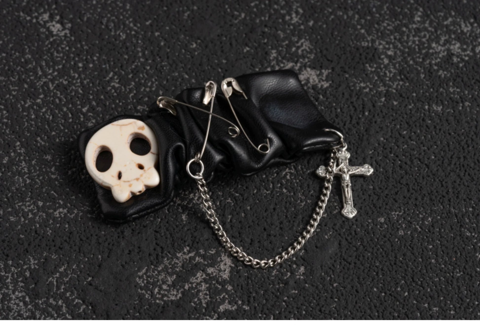 Strange Sugar - Gothic Hair Accessories Set Skulls Sharks Lolita Clips Headbands