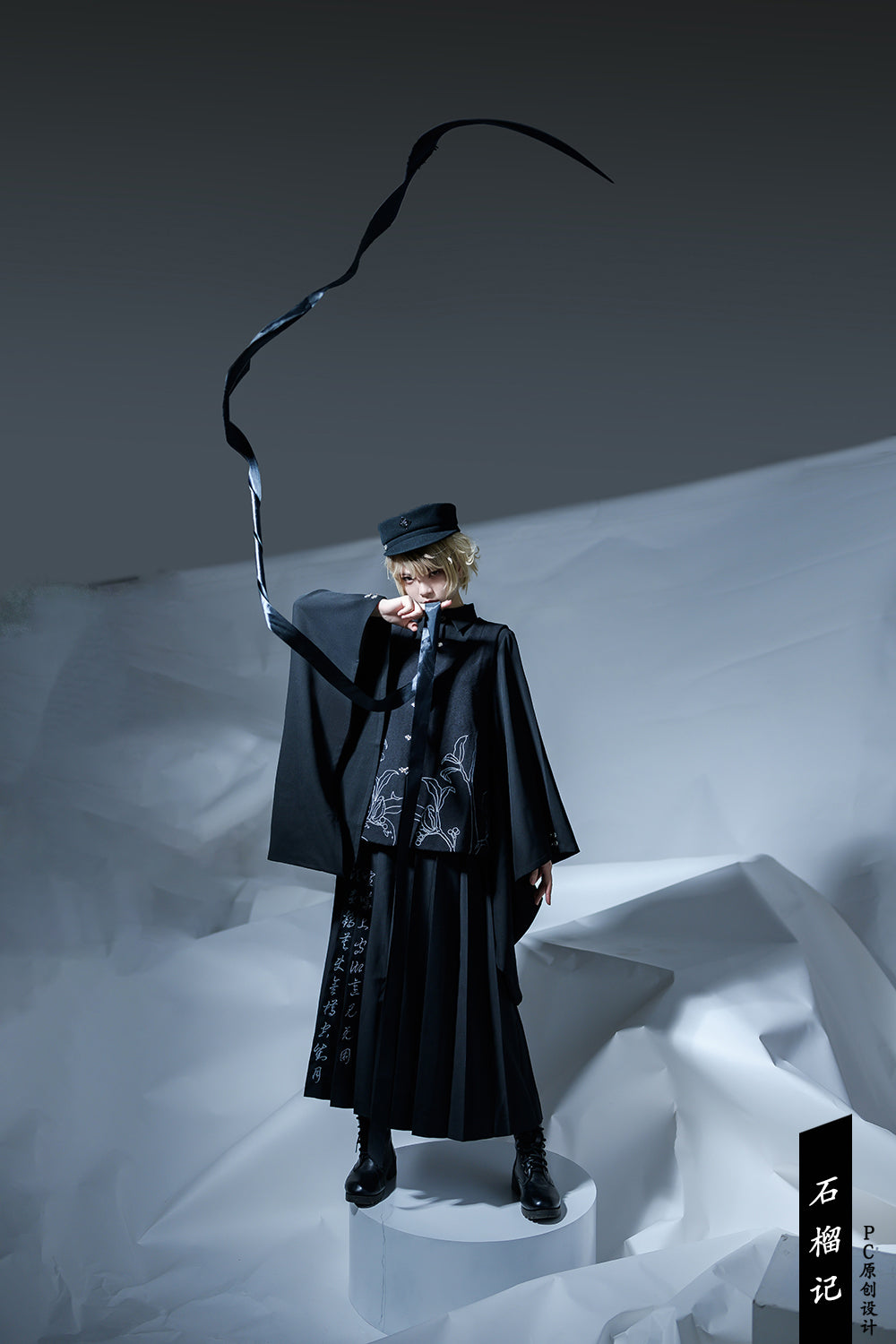 Princess Chronicles - Pomegranate Note - Chinese Style Black Pleated Skirt