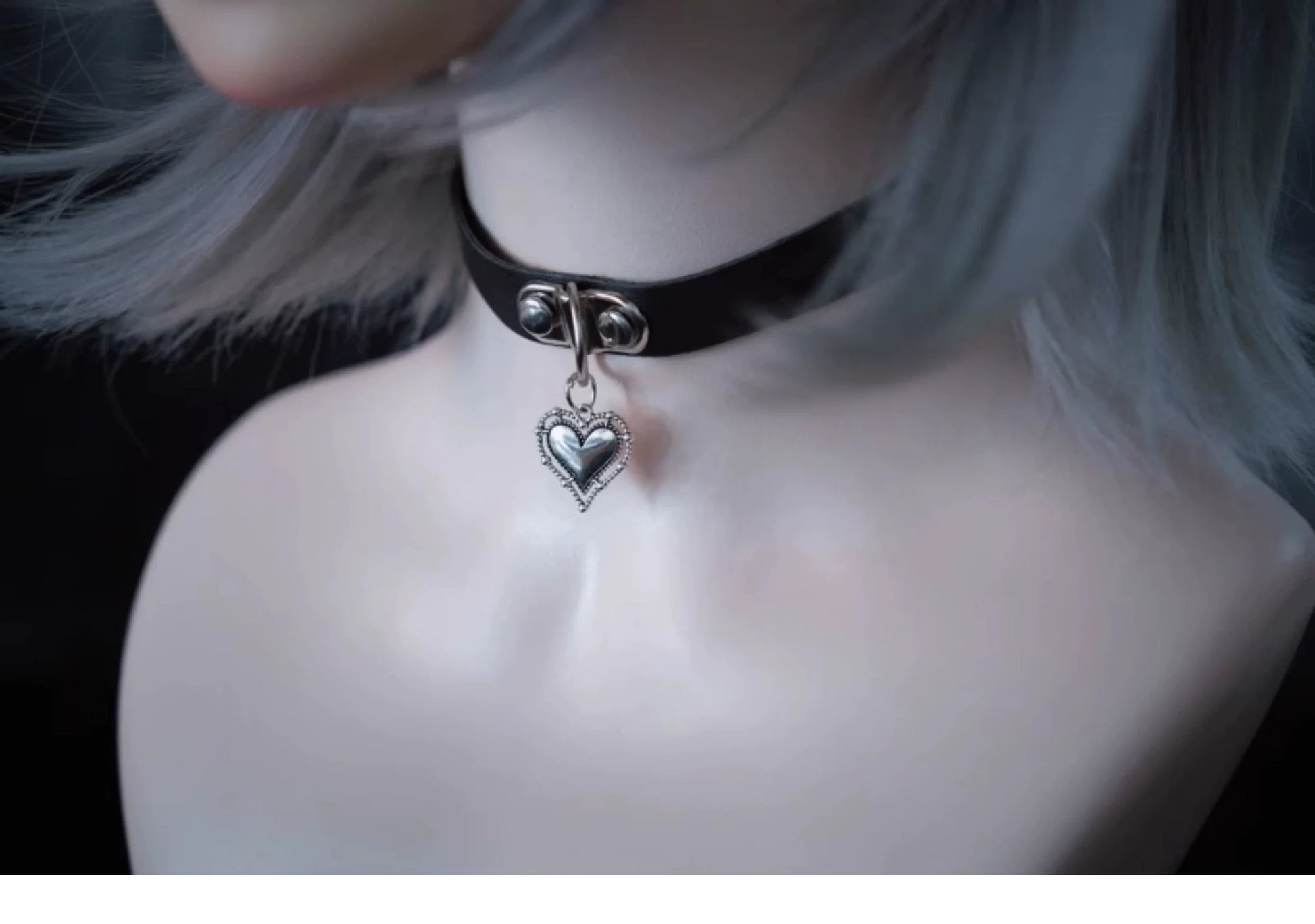 Strange Sugar - Gothic Lolita Choker Faux Leather Heart Pendant Necklace