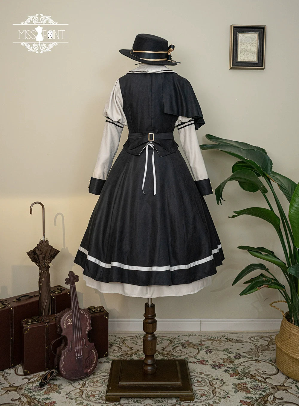 Miss Point - Elegant Lolita Coat - Golden Movement Customized Short Coat