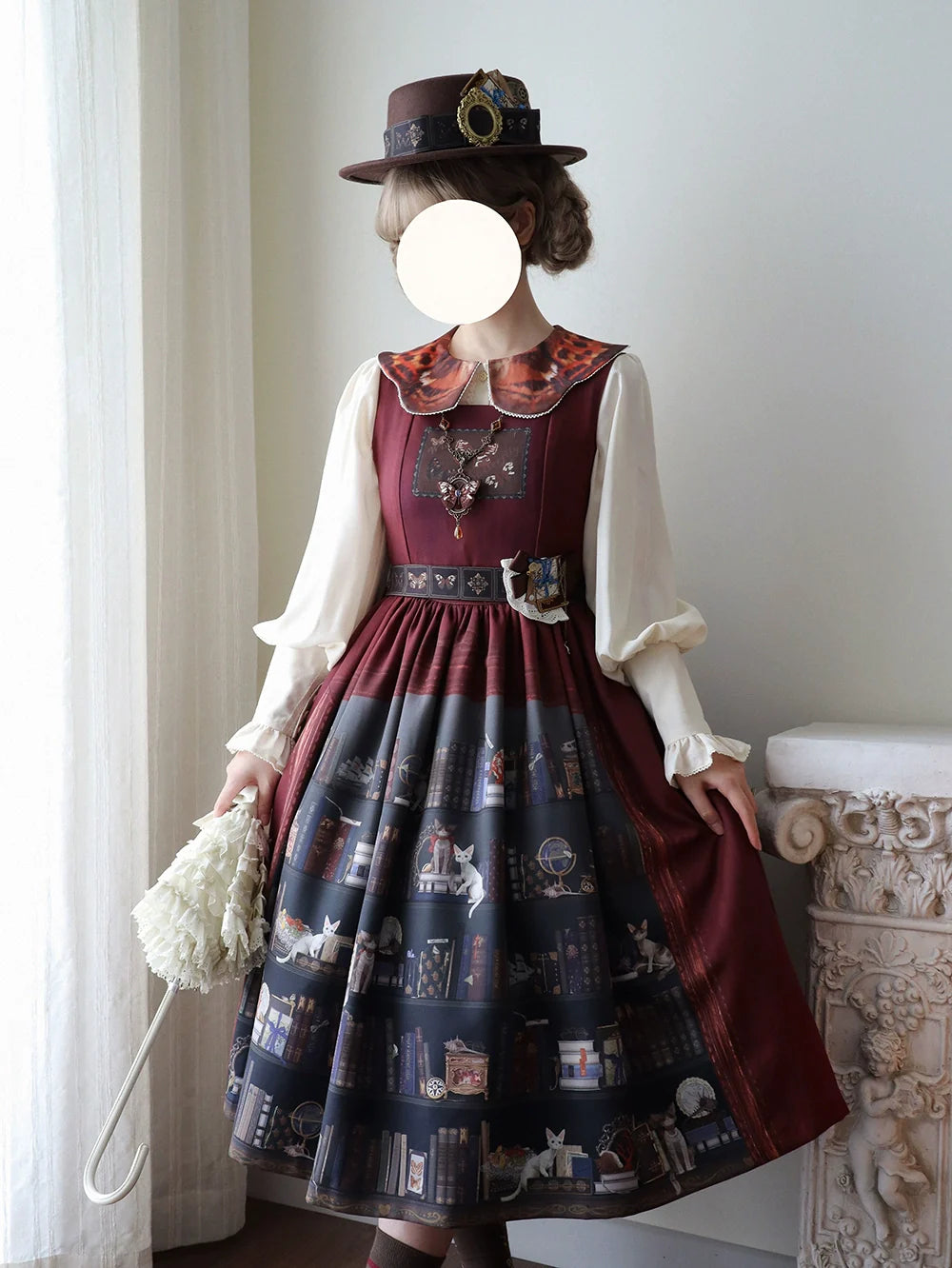 Miss Point - German Bookshelf - Classic Lolita Blouse, Butterfly-Shaped Collar