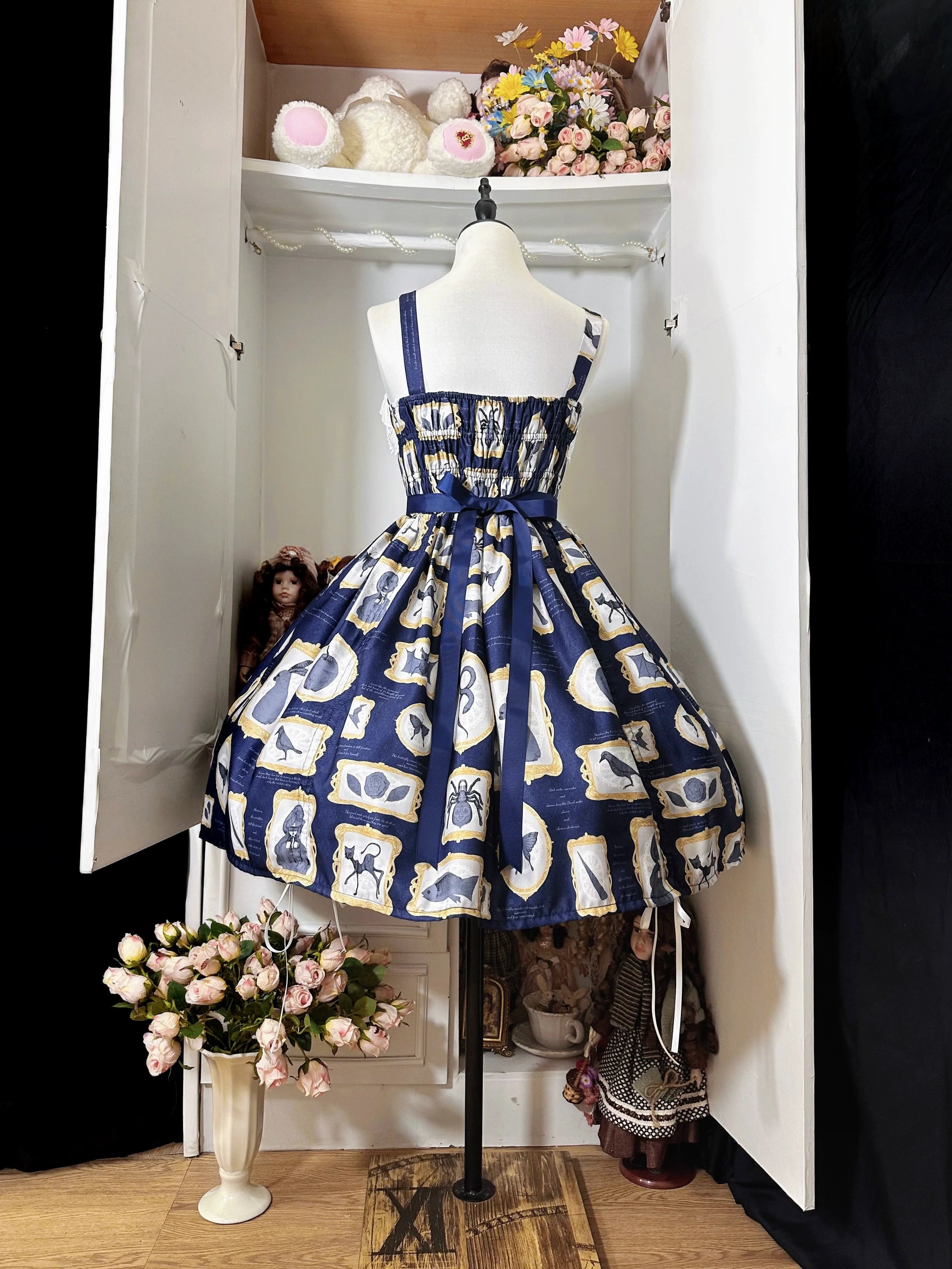 Magic Tea Party - Classic Lolita JSK with Elegant Art-Inspired Prints