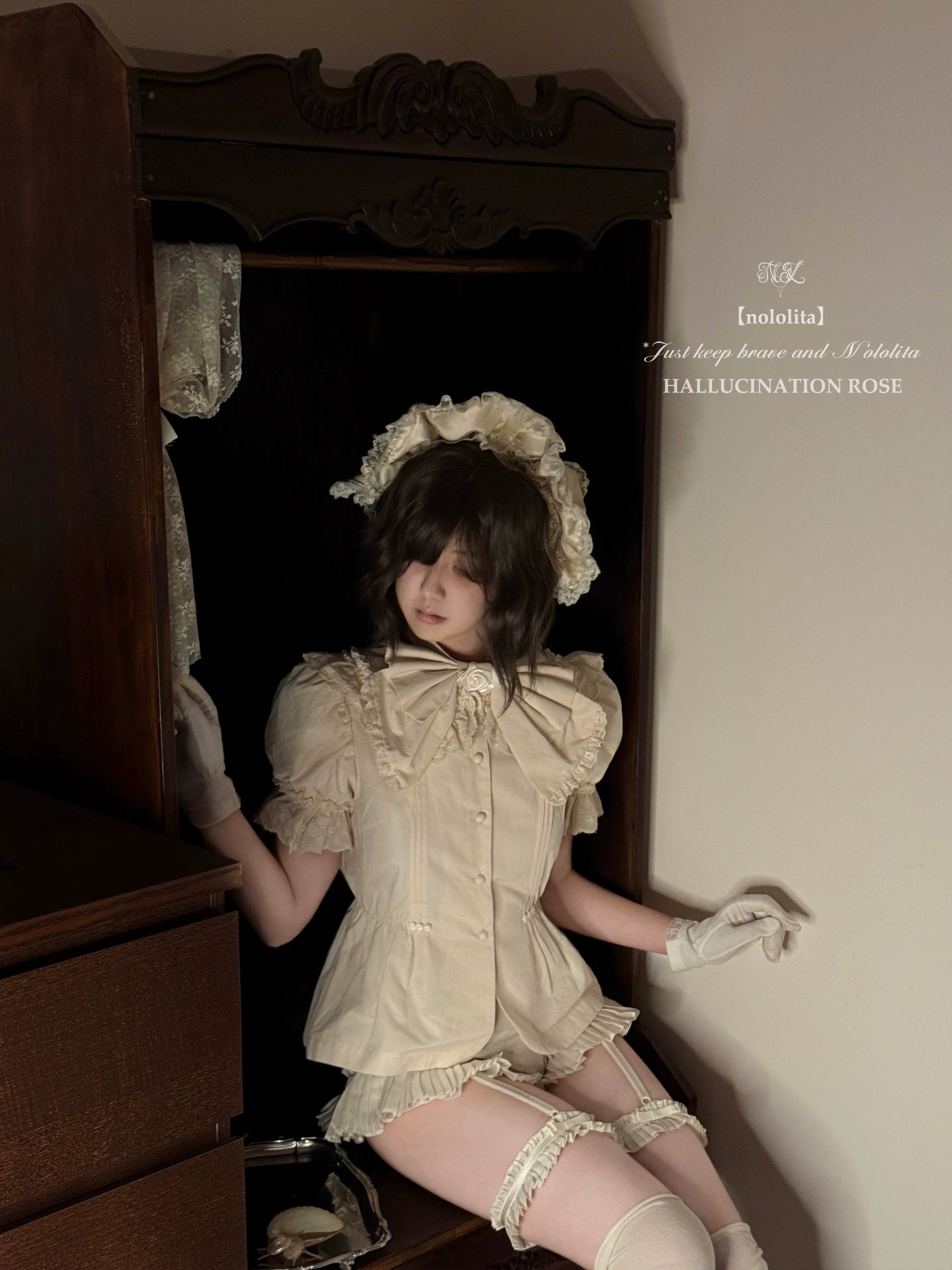 Nololita - Nightingale - Old School Lolita Shirt with Detachable Sleeves