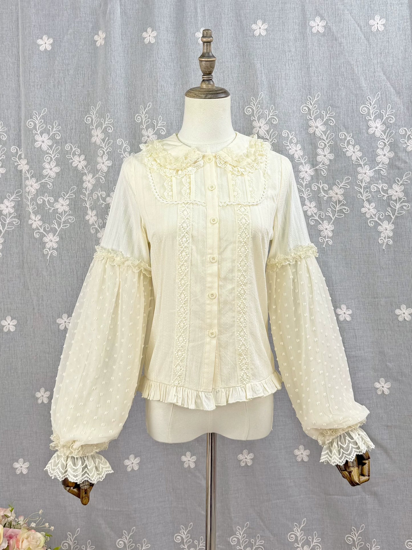 DMFS Lolita - Spiral Candy - Sweet Lolita Long Sleeve Cotton Shirt, Lace Accents