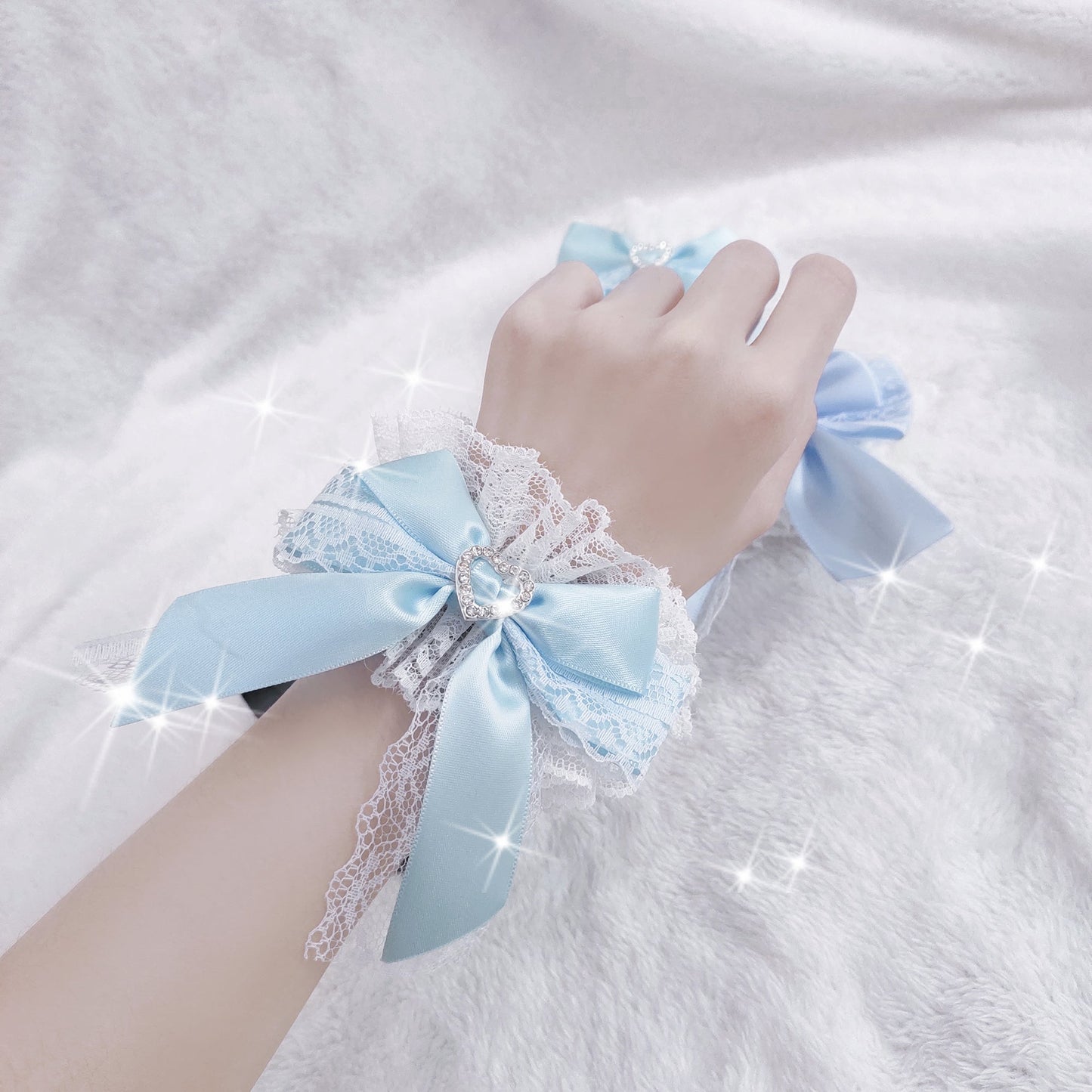 Rabbit Lolita - Sweet Lolita Lace Heart Bow Cuffs