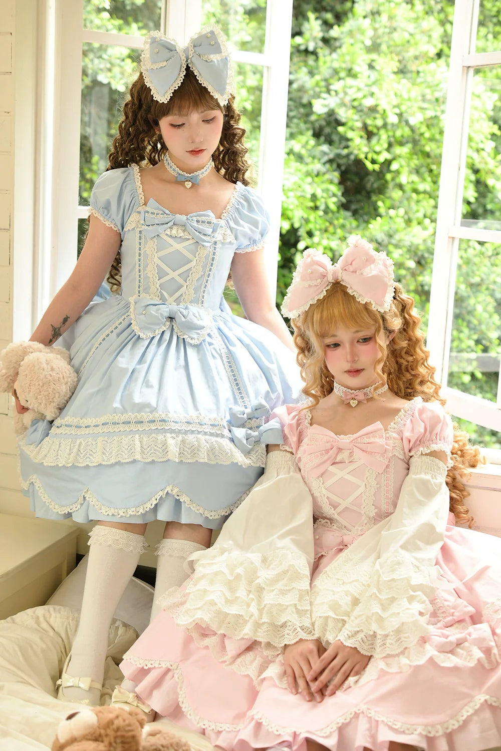 Miss Point - Vintage Petal Rabbit - Old School Lolita OP Cotton Dress With Petal-Shaped Hem