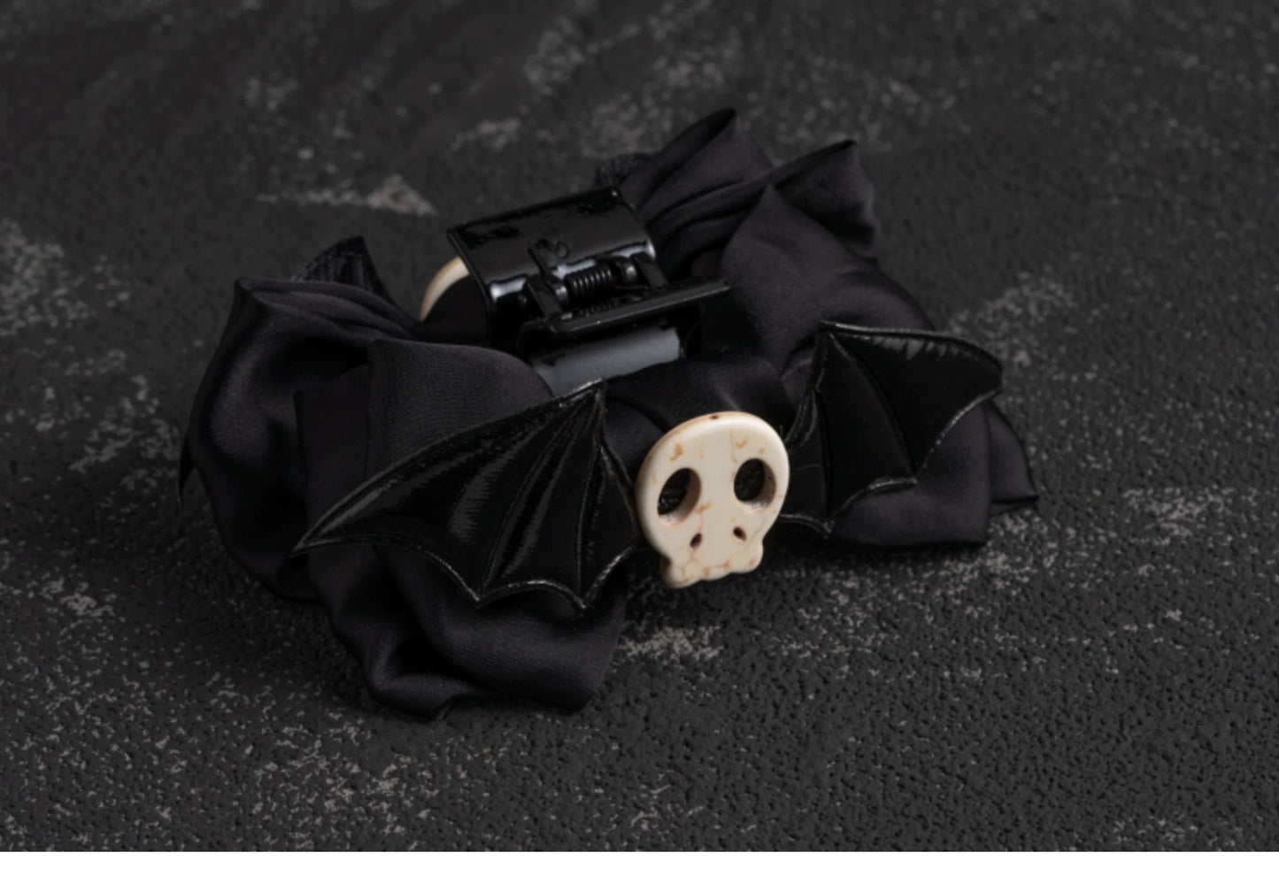 Strange Sugar - Gothic Hair Accessories Set Skulls Sharks Lolita Clips Headbands